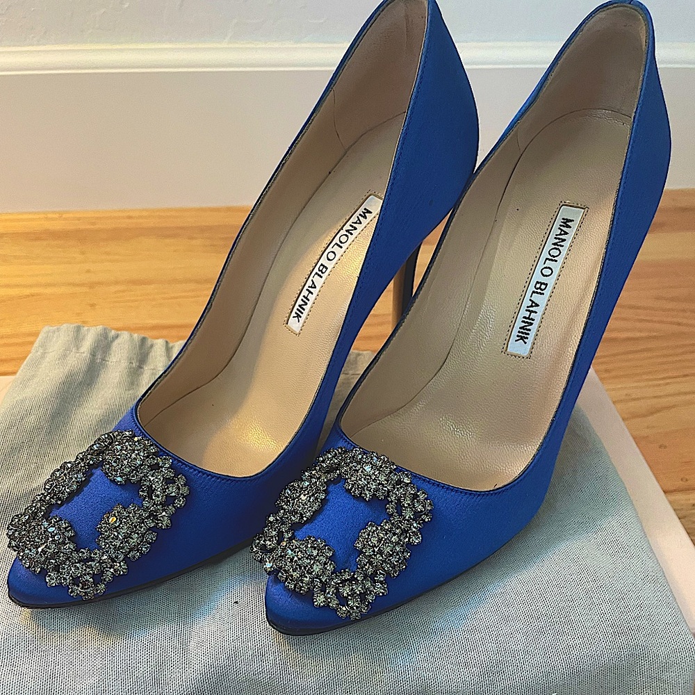 Manolo Blahnik Hangisi Crystal 105mm US 6.5 Blue Satin Jewel High Heels